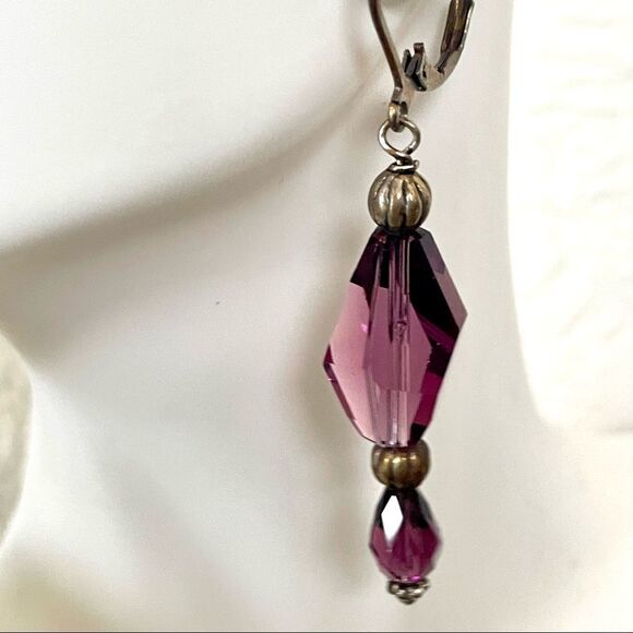 Purple Swarovski Crystal antique silver plated necklace and earrings - Picture 13 of 16